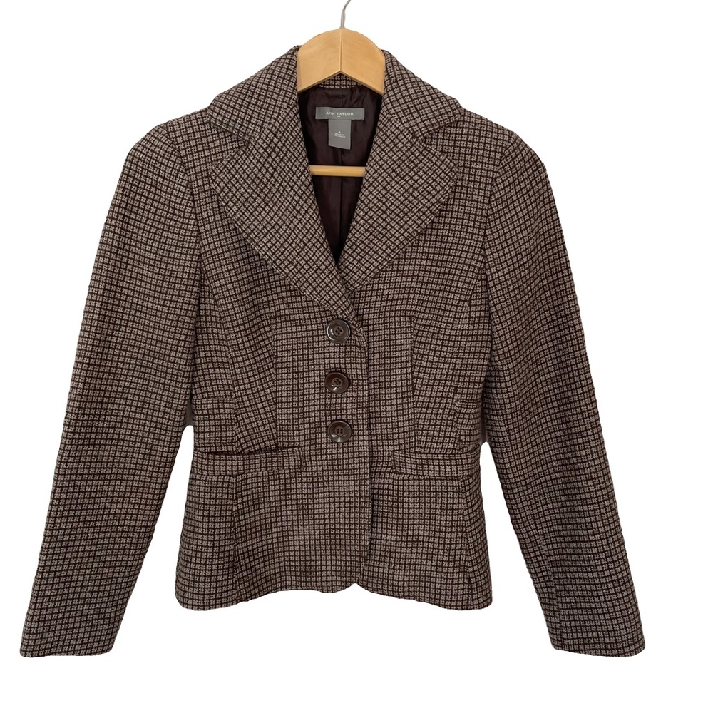 Ann Taylor Blazer, size 0